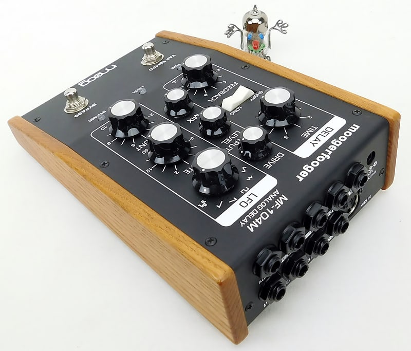 Moog Moogerfooger MF 104 M Analog Delay + Neuwertig + 1,5 Jahre