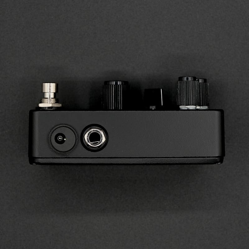 Old Blood Noise Endeavors — Old Blood Noise Endeavors BL-52 Phase Repeater  Guitar Pedal