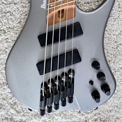 Ibanez EHB1005SMSMGM Headless 5-String Electric Bass Guitar -Metallic Gray Matte image 8