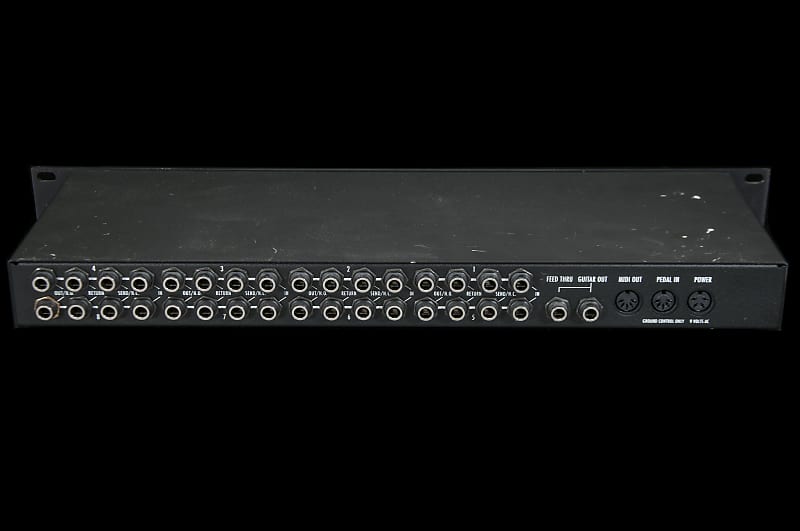 Voodoo Labs GCX Ground Control Pro Audio Switcher COMPLETE SYSTEM w/ foot  controller, rack, & cables