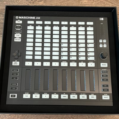 Native Instruments MASCHINE JAM Production & Sequencing Controller 