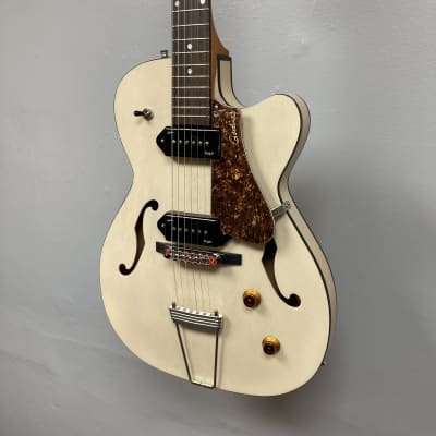 Godin 5th Ave TL Kingpin P90 Trans Cream HG SF image 3