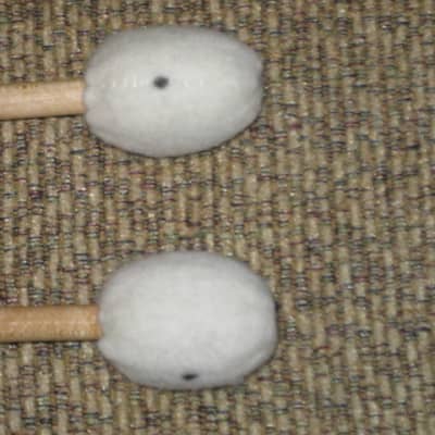 ONE pair new old stock Regal Tip 607SG, GOODMAN # 7 BRILLIANT STACCATO TIMPANI MALLETS - hard oval core covered with oval shaped cream-ish damper white felt, hard rock maple handles / shaft (includes packaging) image 5