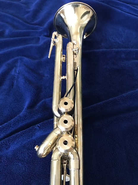 Martin Committee Trumpet 1954 Brass Excellent! | Reverb Martin Committee Trumpet 1954 Brass Excellent! | Reverb