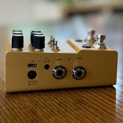 Walrus Audio Mako ACS1 Amp + Cab Simulator | Reverb Canada