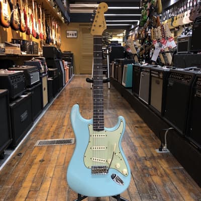 Fender Custom Shop Limited Edition '59 Stratocaster Journeyman Relic Super Faded Aged Daphne Blue w/Hard Case image 4