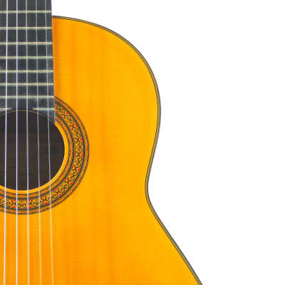 Arcangel Fernandez 1989 classical guitar - fine handmade guitar with an elegant sound full of character - check video image 3