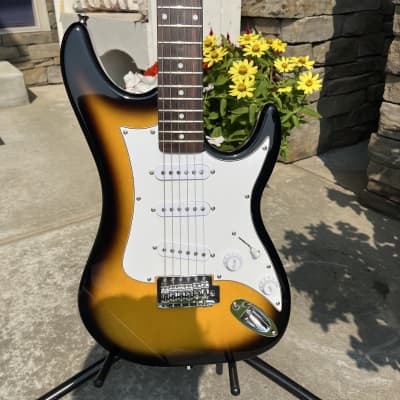 Washburn Sonomaster 2010’s - Tobacco Sunburst image 2
