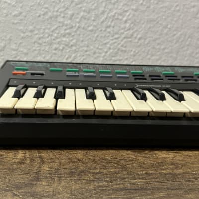 Yamaha VSS-30 | Reverb
