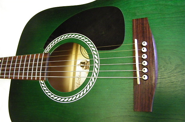 Art & Lutherie Wild Cherry 2000's Satin Forest Green | Reverb