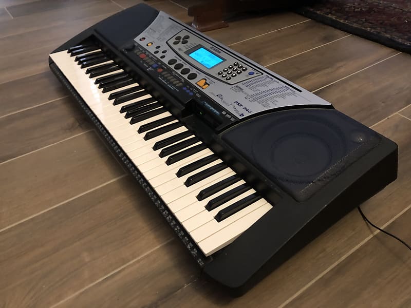 Yamaha PSR-340 1999 - Black & Silver | Reverb