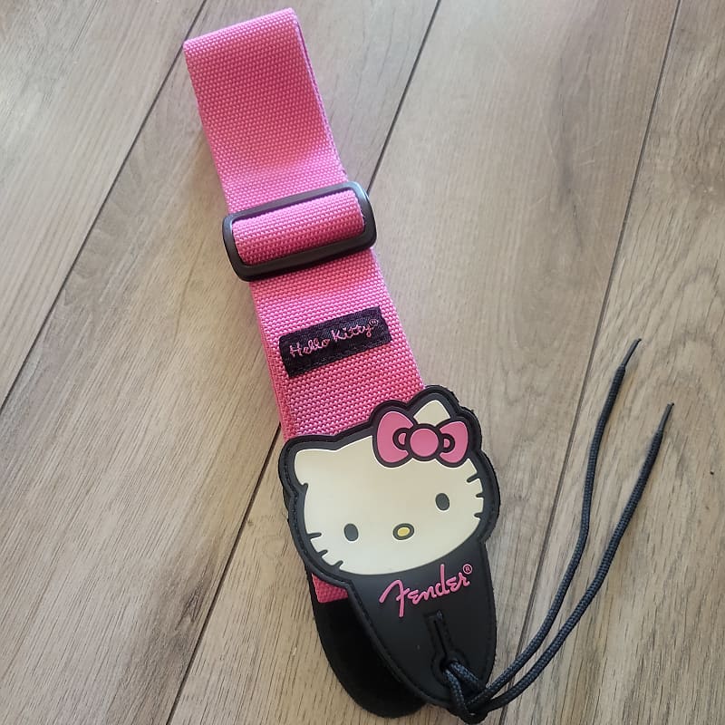 ストラップ Hello Kitty Strap Drugstore Mori Rare Hello Kitty: Ringo no Mori no Fantasy Straps - Sanrio Wiki