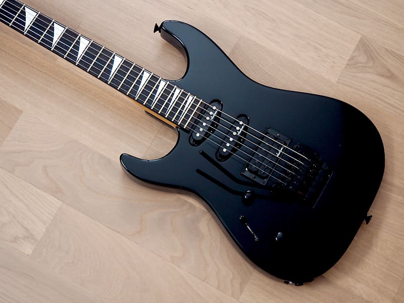 1980s Charvel by Jackson DK-065-SSH Custom Black Japan