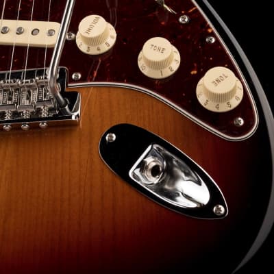 Used Fender American Professional II Stratocaster 3-Tone Sunburst with OHSC image 8
