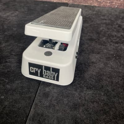 Dunlop Dunlop Bass Cry Baby Bass Wah Wah Pedal (Indianapolis, IN) image 4