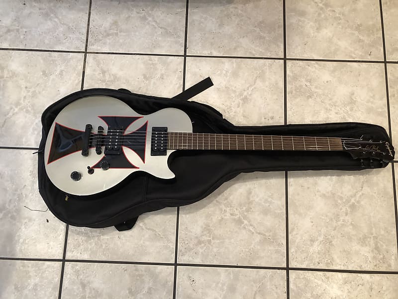 Epiphone Les Paul Iron Cross Baritone Electric Guitar w