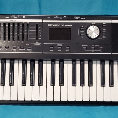 Roland VR-09 61-Key V-Combo Organ Keyboard (2000s - Black)