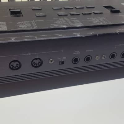Immagine Casio VZ-1 61-Key FM Synthesizer Keyboard - 6