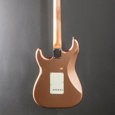 Fender Vintera Road Worn 60’s Stratocaster – Firemist Gold image 5
