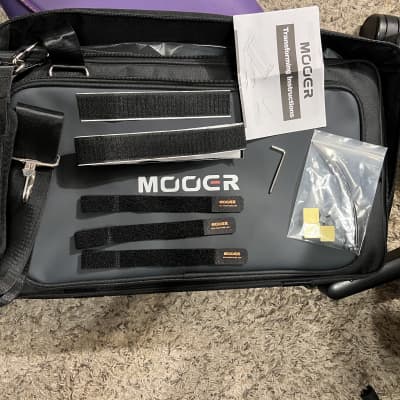 Mooer TF-16S Transform Pedalboard with Soft Case image 1