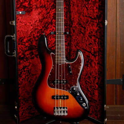 Fender American Original 60's Jazz Bass Sunburst Pre-Owned image 2