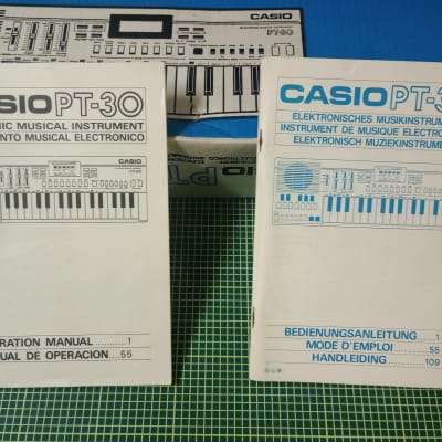 Casio PT-30 31-Key Mini Synthesizer 1980s - White image 5