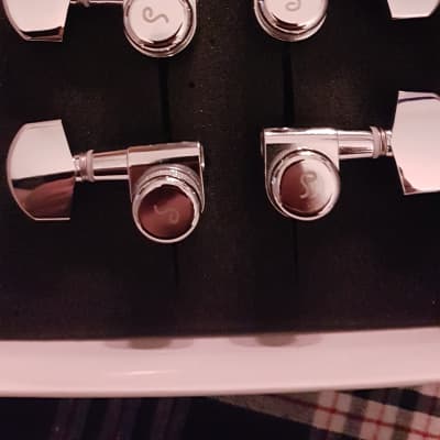 Schaller Locking tuners 3x3  chrome F-series (with M6 pin) image 1