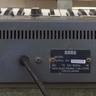 Korg Poly-61 power up but needs full service repair check VIDEO image 8