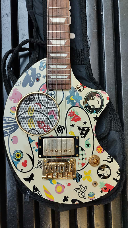ベース FERNANDES ZO-3 Led Zeppelin III KEROKERO ベース FERNANDES ZO-3 Led Zeppelin III KEROKERO ベース