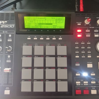 Akai MPC2500 Music Production Center