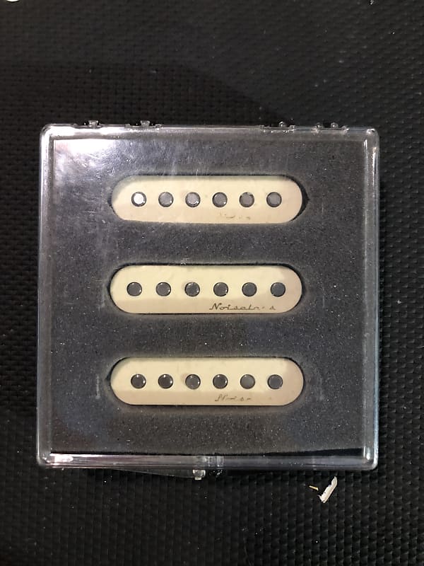 Fender Vintage Noiseless Stratocaster Pickup Set | Reverb