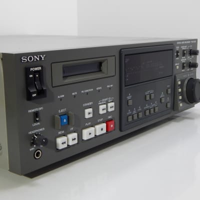 Sony DAT Recorder PCM-7030 image 4