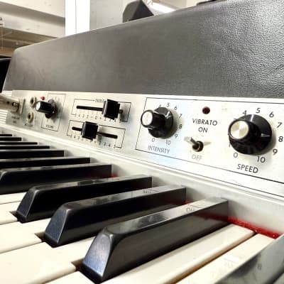 Fender Rhodes Suitcase Piano 88-Key Electric Piano 1970’s Black MK II image 4