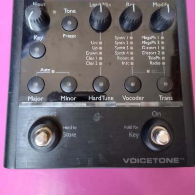 TC Helicon VoiceTone Synth | Reverb Sweden