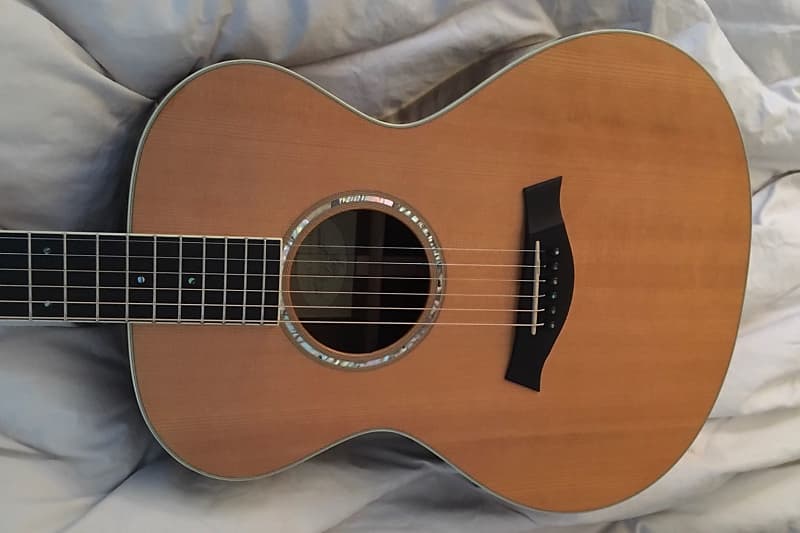 Taylor GC7 W/Hard Case - Used - 138
