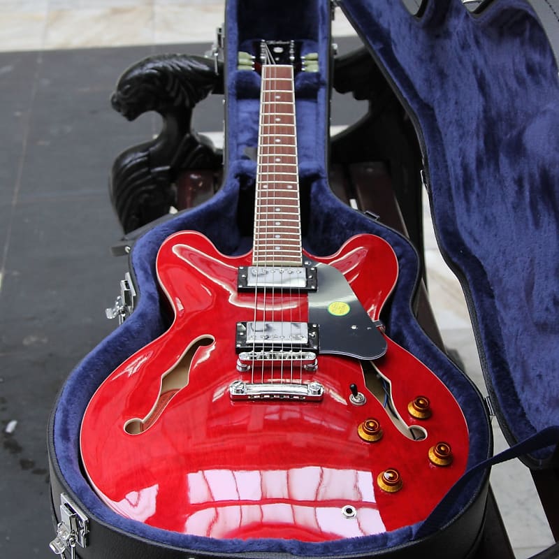 紅葉78 Tokai ES-78 SR semi hollowbody in Seethru Red Traditional