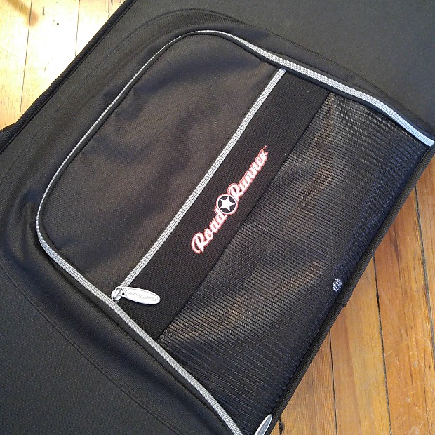 Road runner polyfoam electric guitar case on sale