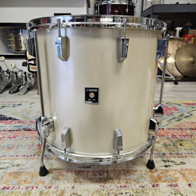 Sonor Phonic 9-ply Beech Kit 24-18-15-14" in Metallic Silver image 8