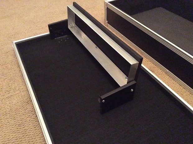 Tiered pedalboard on sale