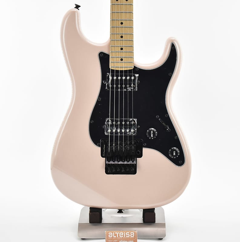 Squier contemporary stratocaster pink sale