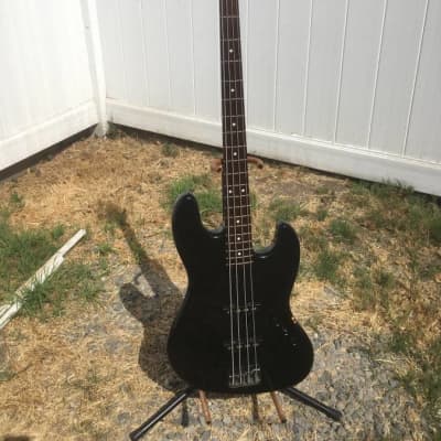 Fender MIJ Jazz Bass Limited Edition Fender MIJ Jazz Bass Limited Edition