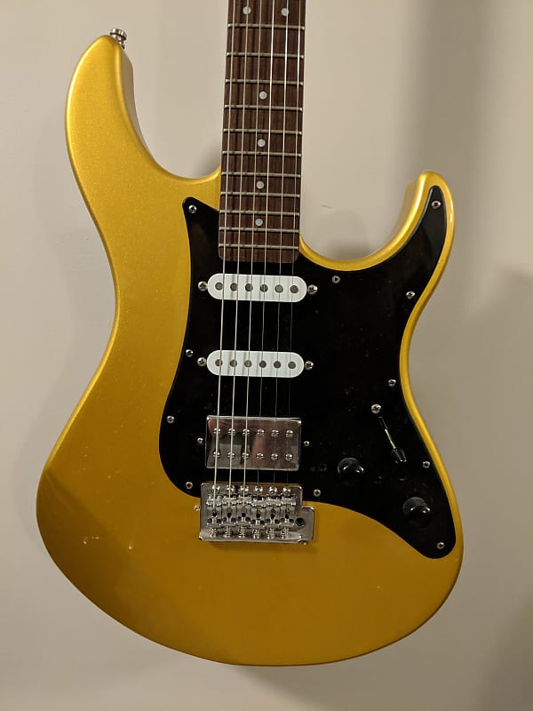 Yamaha Pacifica PAC 112X 1997 Gold sparkle | Reverb