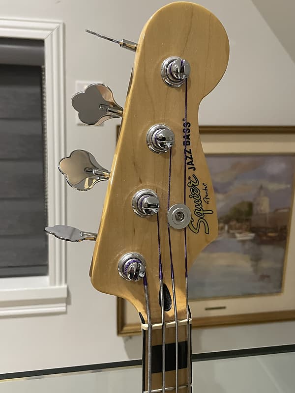 Squier Vintage Modified '70s Jazz Bass