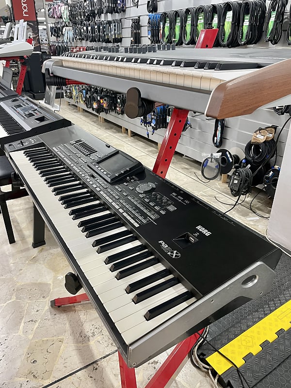 Korg PA3X 76 + BORSA | Reverb