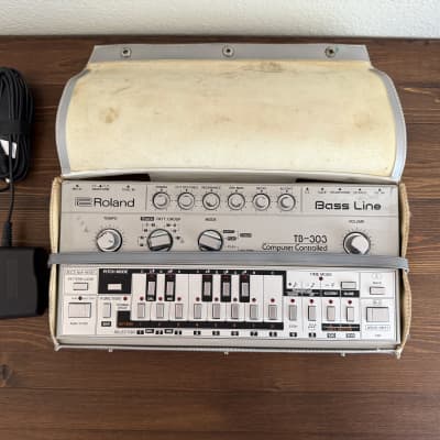Roland TB-303