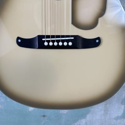 Mint Fender Limited Edition California Vintage Malibu - Antiqua image 3