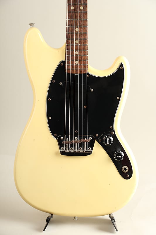 Fender Musicmaster 1977年製（ビンテージ）【楽器検索デジマート】