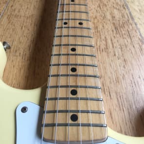 Fender 1980's FujiGen Stratocaster 1972 RI MIJ E-Serial 1984-87 Yellow White Bild 13