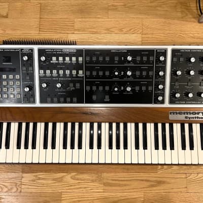 Moog Memorymoog Plus