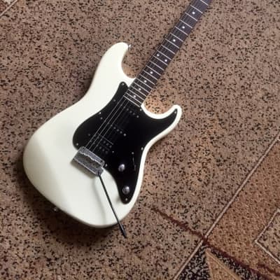 Fernandes SSH-40 Stratocaster electric guitar | Reverb